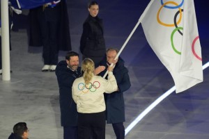 第25届冬季奥林匹克运动会在意大利维罗纳闭幕