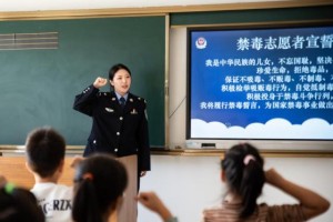 新学期新气象 “警”相随护安全——香坊公安“开学第一课”开讲啦！
