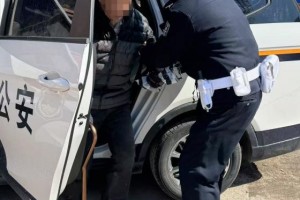 春雷行动：暖心护送走失老人平安回家