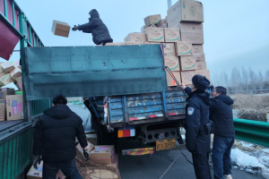 快速处置货车险情 春雷行动再显担当