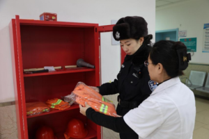 【春雷行动】冰城公安：创新主防警务  为“九小场所”安全隐患“大扫除”