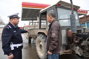 打好安全“组合拳” 绘就春耕“平安画卷”