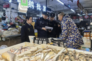 冰城公安破局非法捕捞 守一江碧水