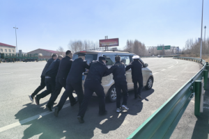 护航保畅显担当 暖心调解化纷争