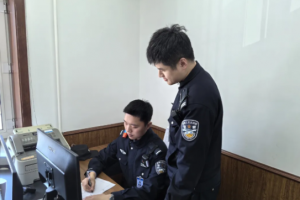 冰城公安：薪火相传 点亮人间平安灯火