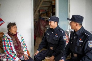 冰城公安：“三管齐下”  奏响矛盾化解和谐乐章