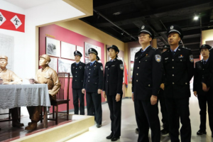 冰城公安：  以“双争”“四有”激发队伍新活力