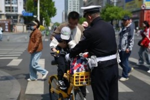 双管齐下！冰城公安为共享单车治理装上“动力引擎”