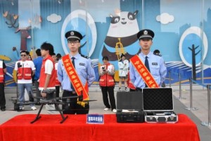 冰城六一禁毒主题活动：  童心绘就百米禁毒画卷 科技赋能全民防毒