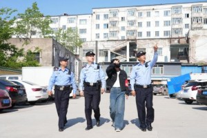冰城公安：深耕社区“责任田” 筑牢基层“平安网”