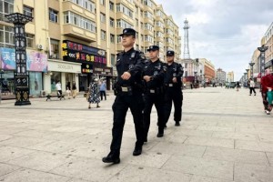 冰城公安：用“警察蓝”守护烟火气