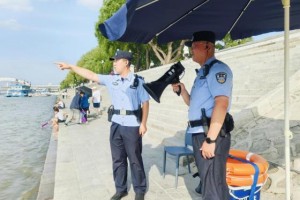 冰城公安：筑牢亲水防线 守护一江安澜