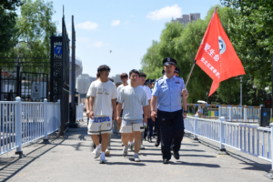 冰城公安：以坚守与担当 守护无毒家园