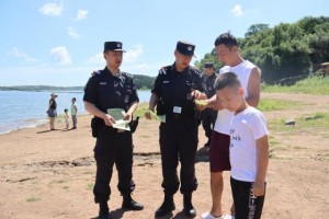 互动问答掀热潮  冰城公安将防溺水安全课送进“花田水乡”