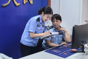 冰城公安：“初心”接力 守护社区平安