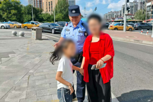 南岗分局民警巡逻中接连救助走失儿童 警民携手共筑平安防线