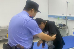 “警”急救助！群众突发疾病 民警火速送医