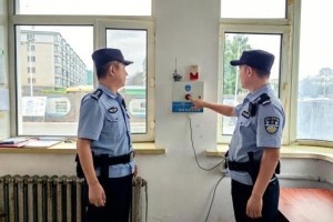 冰城公安：手把手教保安 实打实保校园