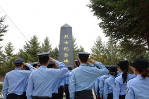 冰城公安：开展烈士纪念日主题活动  传承红色基因  铸牢忠诚警魂
