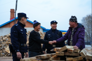 冰城公安：“铁脚板”踏出平安路  “情理法”化解百家忧