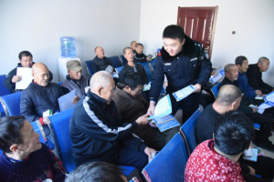 冰城公安走进群众身边反诈宣传  拧紧全民防骗“安全阀”