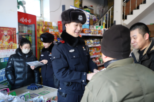 冰城公安烟花爆竹宣传“零距离”