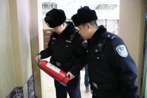 守护民生“小角落” 哈市呼兰警方开展  “九小场所”消防隐患“大扫除”