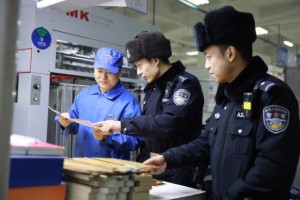 冰城公安：解锁企业发展“安全密码”