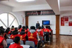 冰城公安：建好“平安过节承诺墙”  让安全环保理念浸润冰城