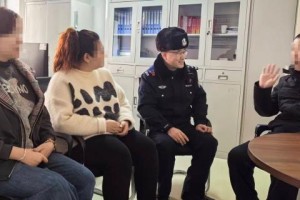 “鹦鹉”叫出“邻里愁”  社区民警巧解“心疙瘩”