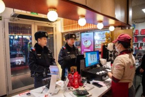 冰城公安：守护城市  “烟火气”严把“九小场所”安全关