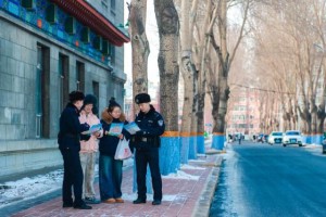 护校安园“警”相随 便民警务“零距离”  哈尔滨市公安局南岗分局工程大学  社区警务室打造高校警务优质样板
