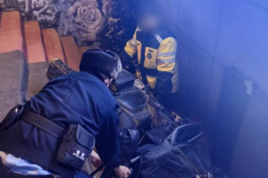 冰城寒冬暖心事 民警巡逻中援手解骑手燃眉急