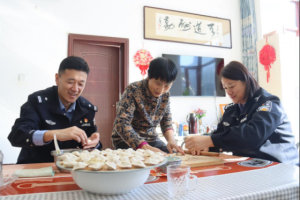 冰城公安：回望新春“守护者”  定格佳节“暖心事”