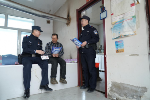 冰城公安：守黑土沃土 护春耕希望