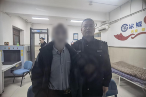 巡逻途中伸援手 暖心救助解民忧