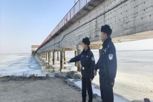 哈市呼兰警方：护航平安进行时  守好沿江安全线