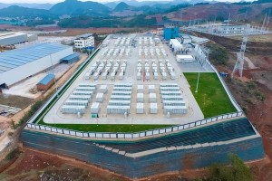 为我国首个大型锂钠混合储能站保驾护航 鼎和为大型“充电宝”提供保险解决方案