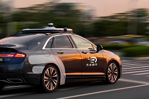 智驾安全拼有效数据，元戎启行靠数据闭环筑牢防线