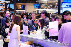 元戎启行亮相北京车展，CEO 周光将在 25 日发布会分享物理 AI 新思考