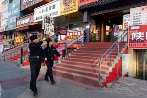 大有坊派出所：  筑牢“九小场所”安全屏障