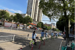 浙江台州学院开展“青春筑梦反邪路，薪火相传护家园”宣传活动