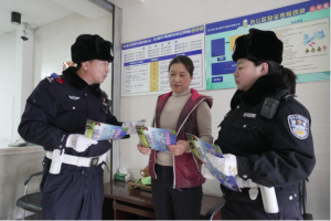 冰城公安：“一企一策”精准治理  拧紧冬季运输“安全阀”