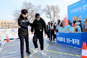 122“全国交通安全日”启幕  警民同心共筑冰城交通安全防线