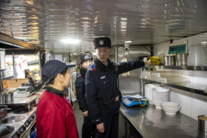 冰城公安：加强“九小场所”消防安全管理保障复工复产安全