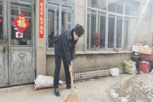 学雷锋践初心  哈市呼兰警方开展“爱老敬老我先行”学雷锋主题志愿服务活动