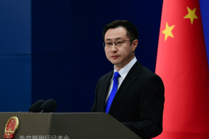 “持刀闯馆”，还有理了？