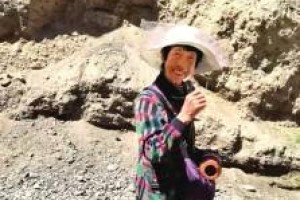 甘肃黄河石林高亢的“花儿”唱火西北乡土