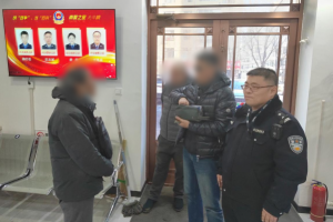 寒冬暖警心 南岗民警巡逻中接连救助走失老人