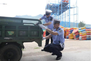 管控+严查+宣传 冰城公安公安纵深推进电动车专项整治